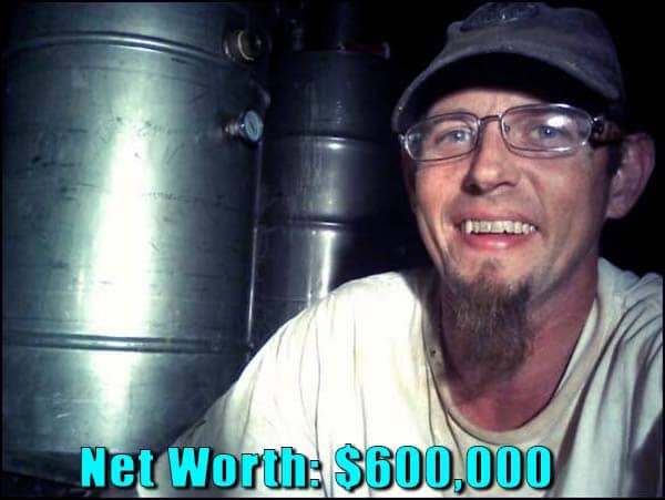Image of Bill Canny from Moonshiners cast net worth is $600,000