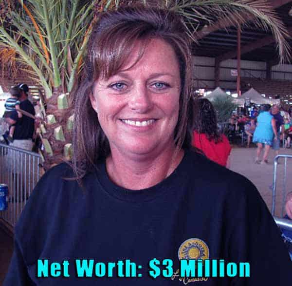Image of Swamp People cast, Liz Cavalier net worth is $3 million