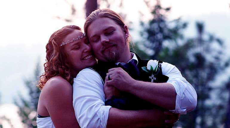 Image of Alaskan Bush People Noah Brown is married to wife Rhain Brown. His Net worth, Age Wiki-Bio