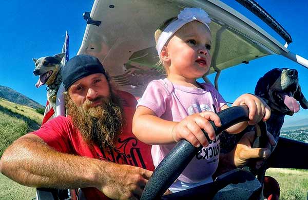 Image of Diesel Dave Kiley with his daughter