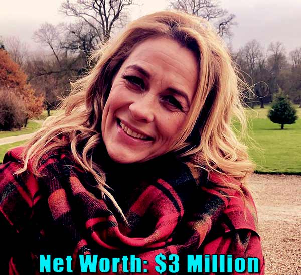 Image of Television presenter, Sarah Beeny net worth is $3 million